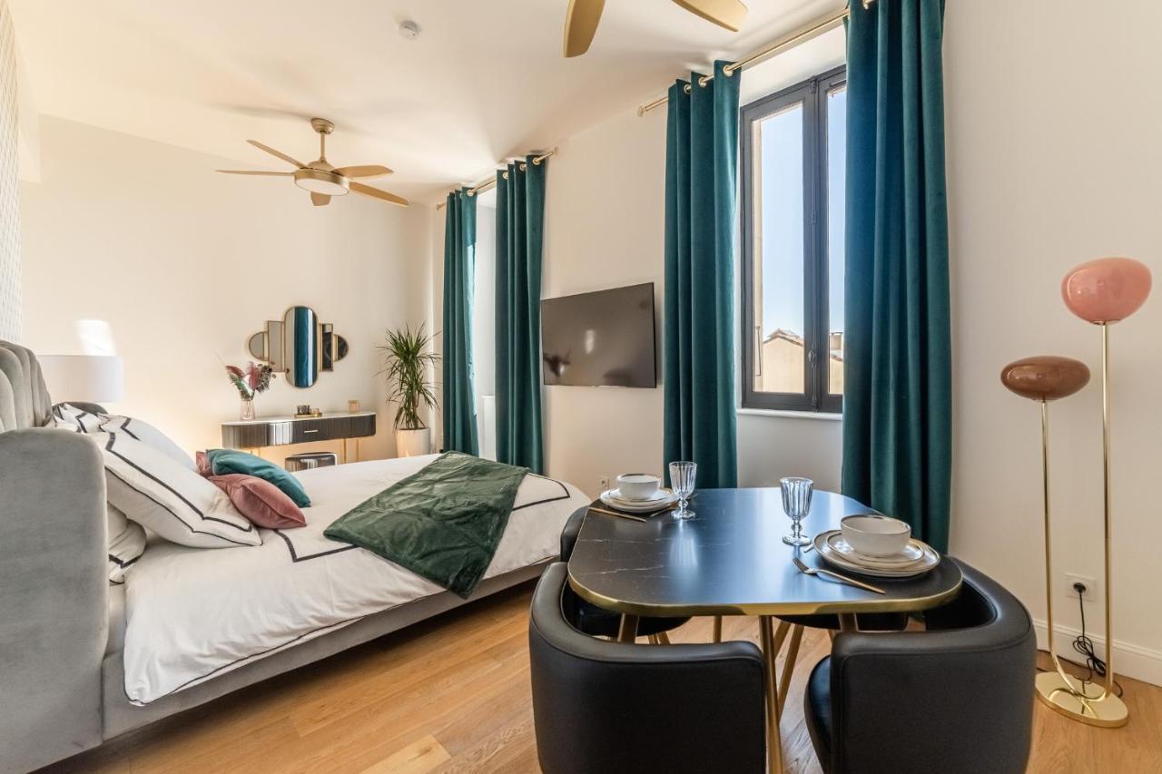 The Gatsby Room - 50M Des Halles Narbonne Luaran gambar